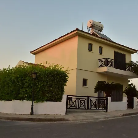 וילה Limni Pool House בורוקליני